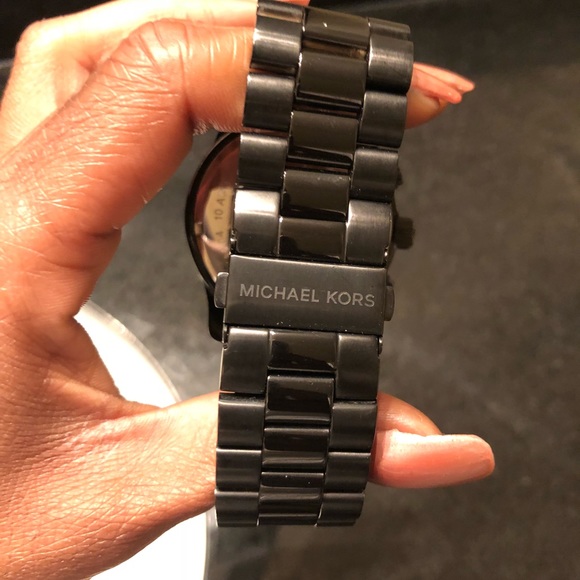 Watch - Picture 2 of 2